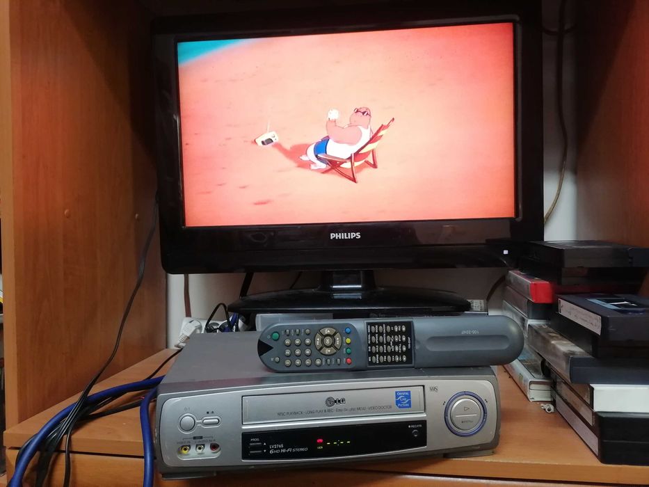 Magnetowid VHS LG LV2765 HI-FI stereo pilot