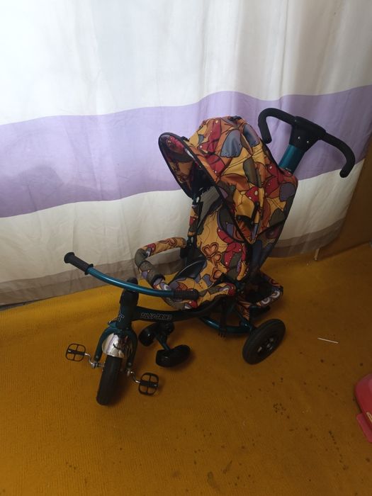 Дитячий велосипед триколісний з батьківською ручкою  Tilly Trike
