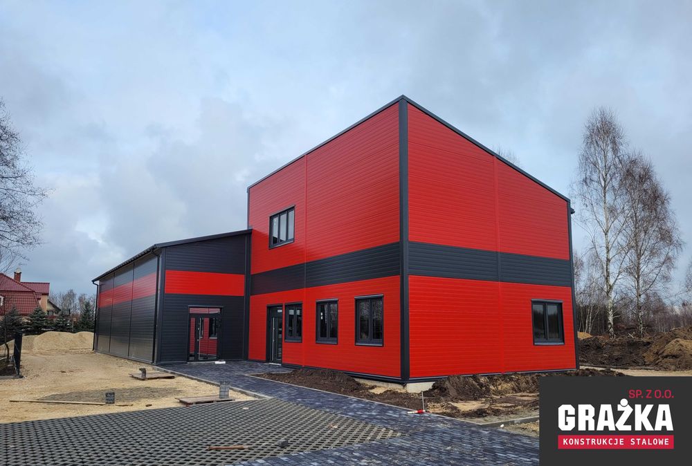 Budynek z płyty warstwowej magazyn garaż konstrukcja stalowa 15x24x5m