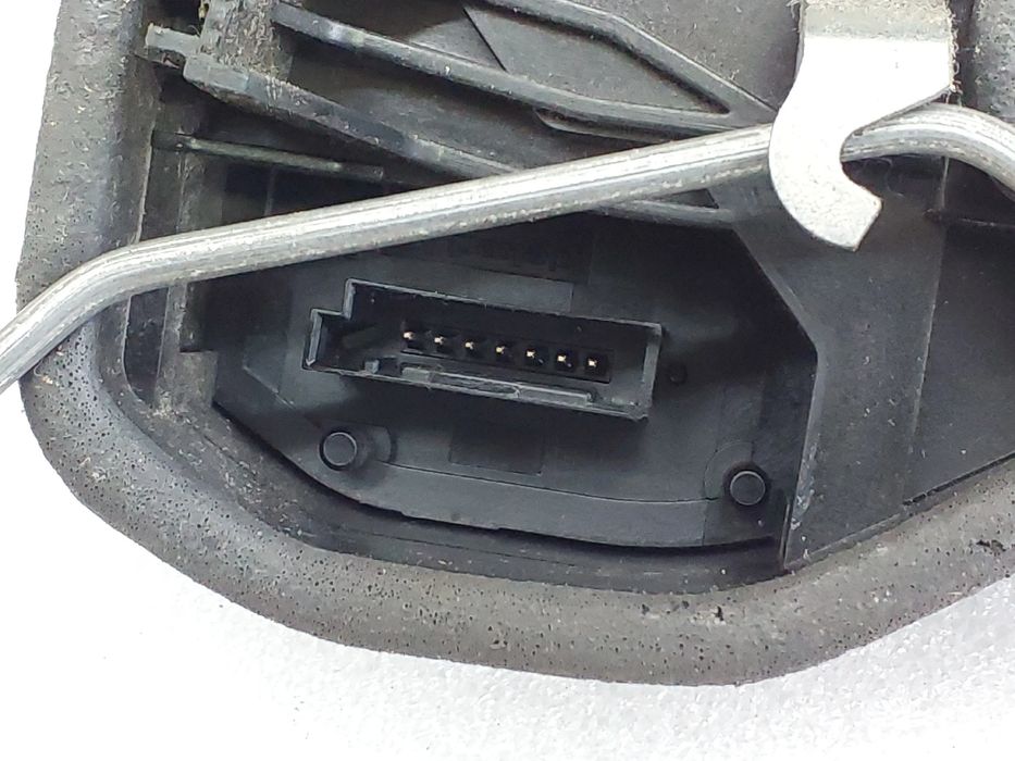 Fechadura / fecho porta frente esquerdo BMW X6 (E71, E72)