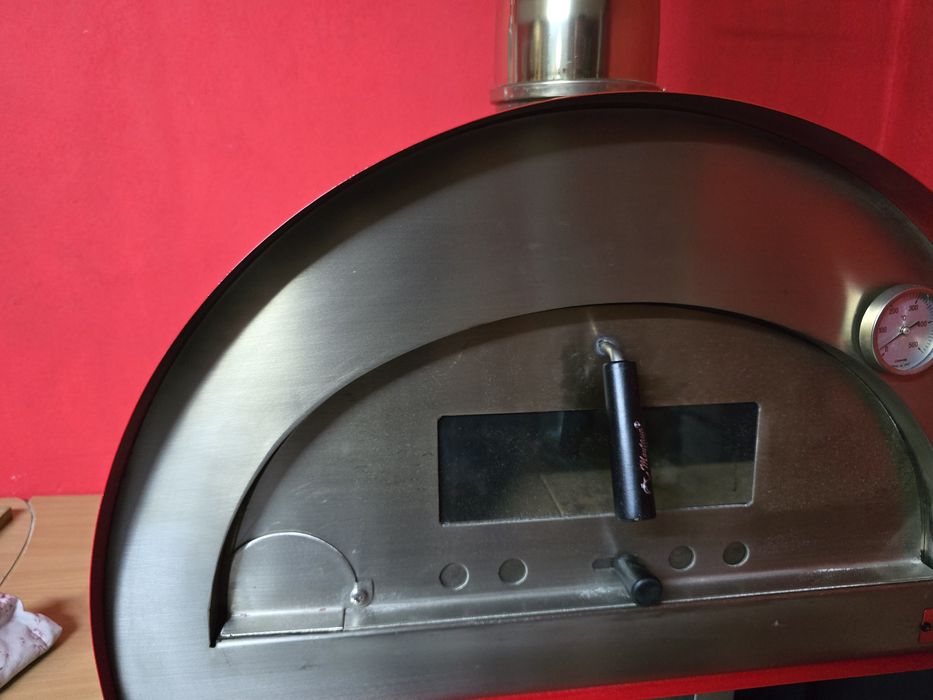 Forno a gás e a lenha como novo