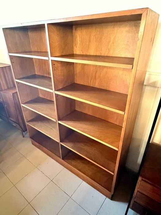 Estante dupla olaio vintage 138comp x 30prof x 160,5alt.