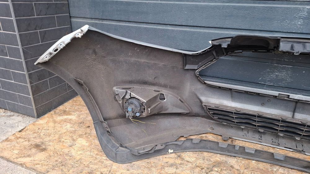zderzak przód przedni c1bb-17757-a ford fiesta mk7 lift 2013/2017 rok