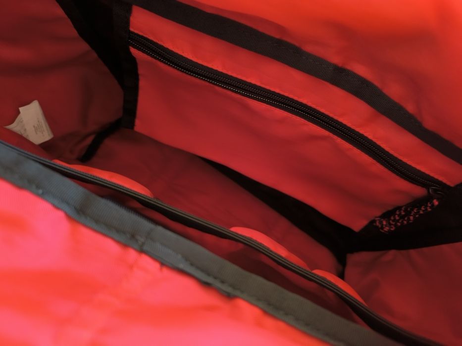 Torba z funkcją plecaka do laptopa