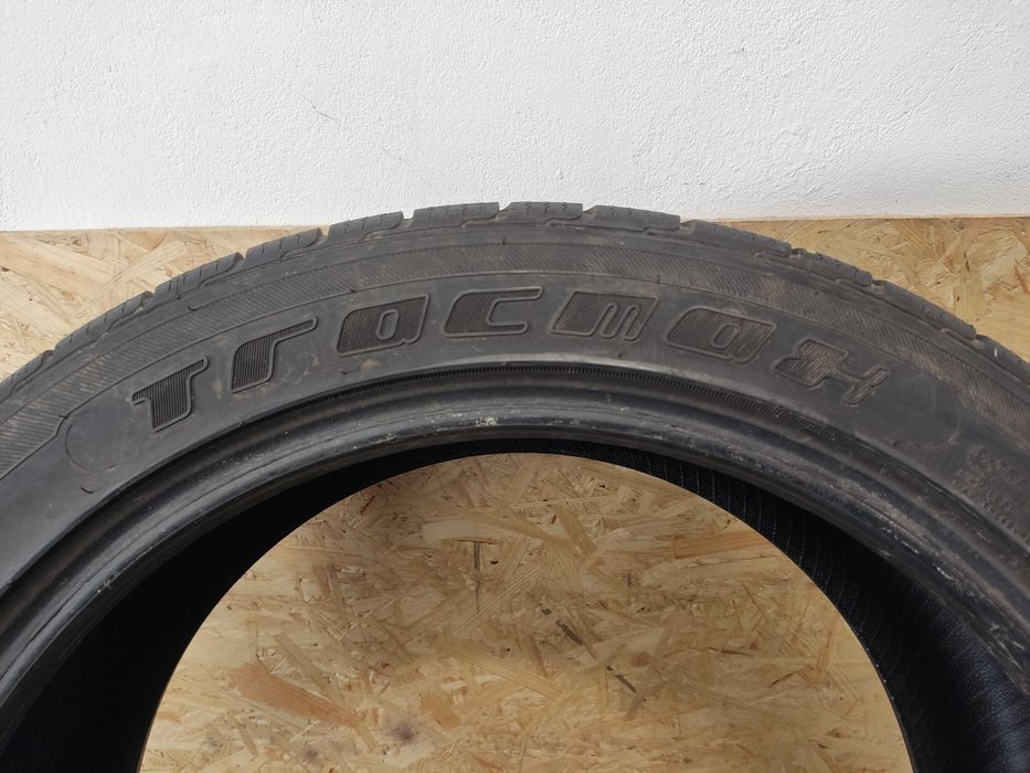 2x245/45R19 Tracmax Ice-Plus S210, 2021 rok, 102V XL, bieżnik 6,1mm