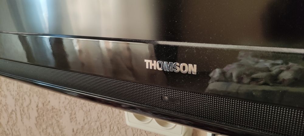 Телевизор томсон 46FR3230N