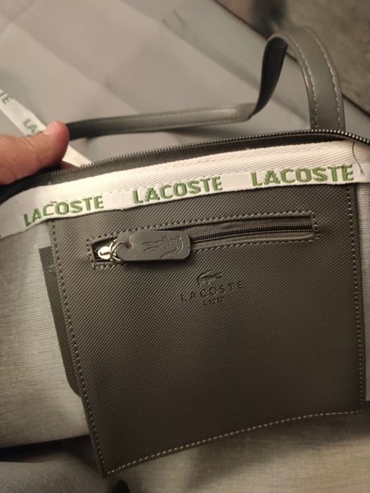 Mala Lacoste, cinza
