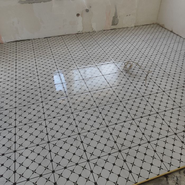 Glazurnik.kafelkarz.płytkarz .układanie płytek.remont łazienki.