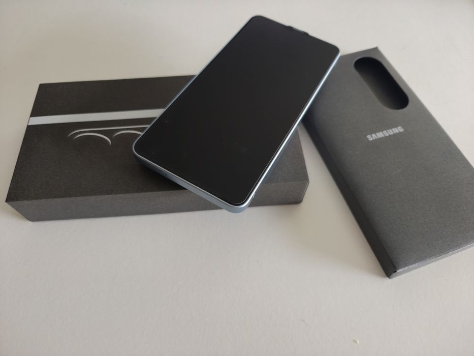 Samsung S26 (12/256Gb)