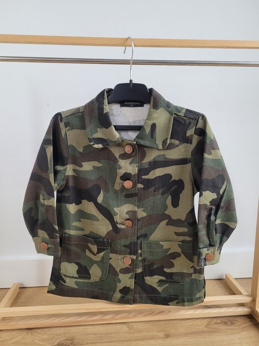 [219] Kurtka jeansowa moro w rozmiarze 92