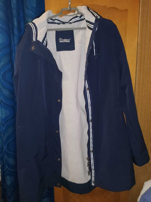 Продам курточку дождевик