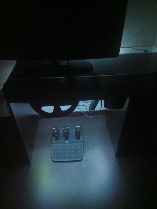 Logitech g923 + pedais + manipulo novo