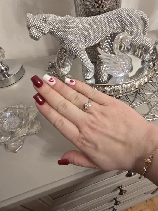 Manicure, stylizacja  paznokci. Promocyjne ceny !