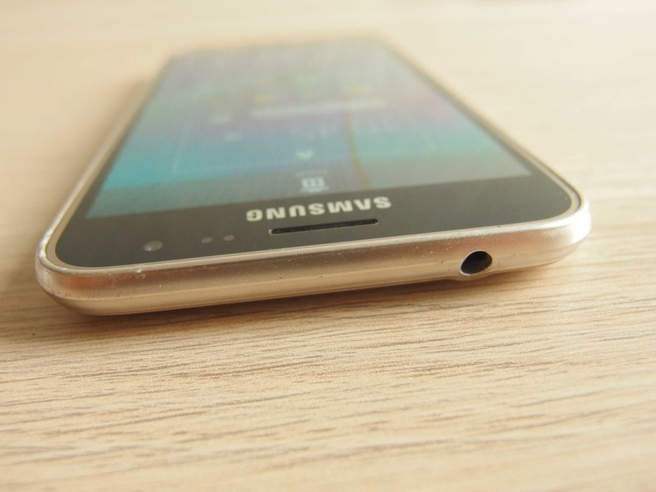 SAMSUNG Galaxy J3 SM-J320FN super amoled NFC android 5.0