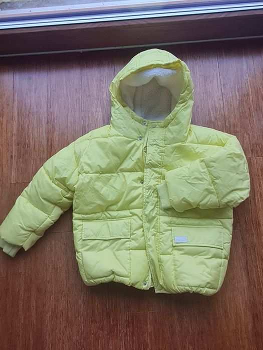 Limonkowa ciepła kurtka reserved 128 nowa