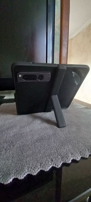 Телефон Google Pixel Fold