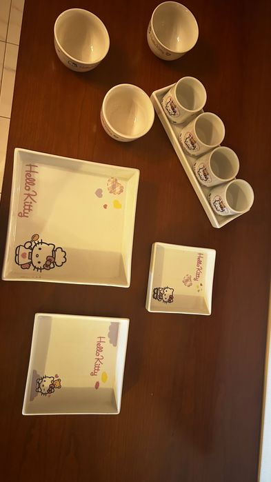 Conjunto Completo de Hello Kitty