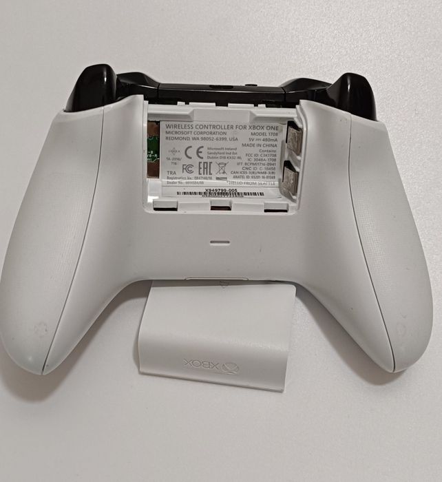 Kontroler Xbox one Microsoft pad bezprzewodowy kompatybilny z Xbox series X S PC Android