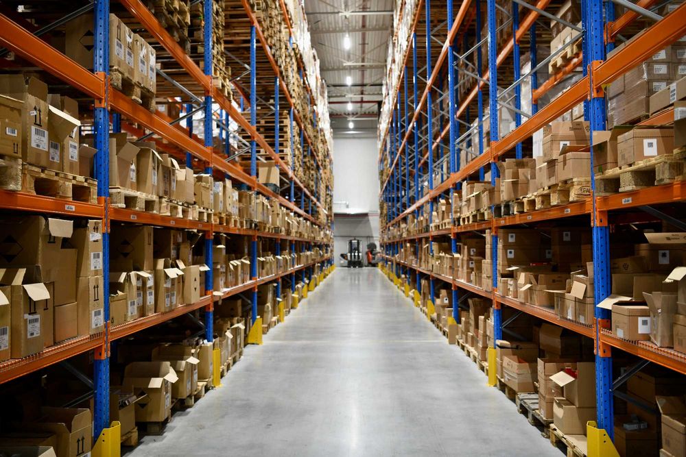 Regał magazynowy używany