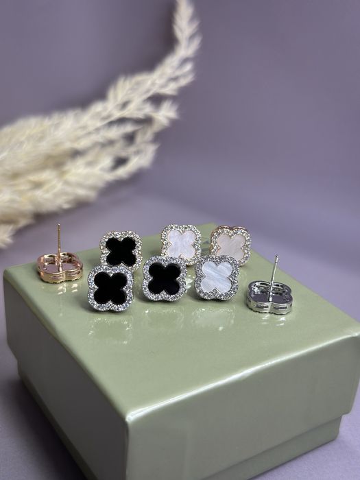 Сережки , серьги, медзолото, клевер,конюшина, трендові прикраси,сталь