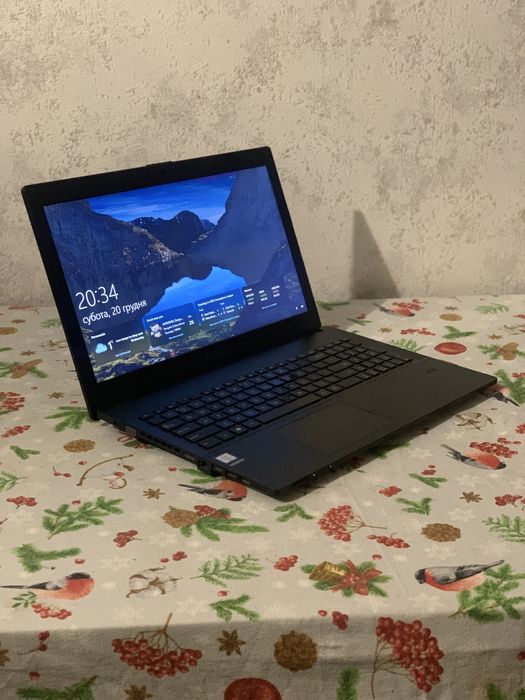 Asus pro / i3 6100u / 8gb / 128gb / 15,6