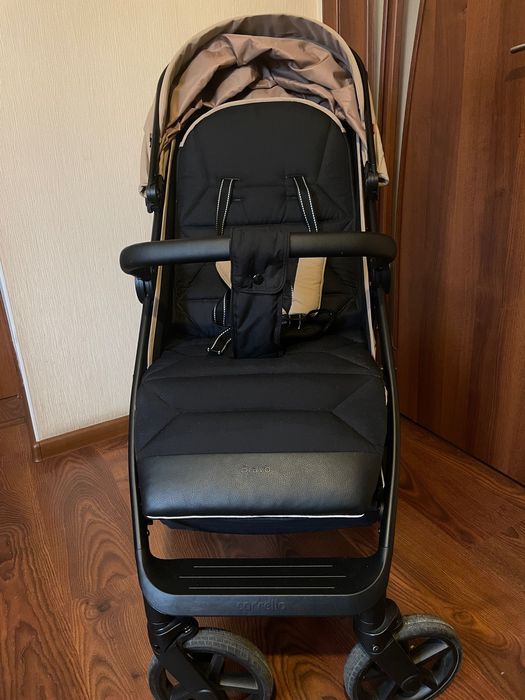 Прогулянкова коляска