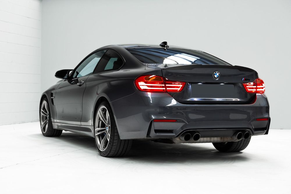 BMW M4 DKG