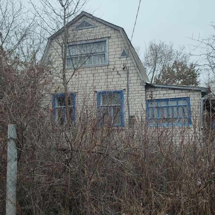 Продам будинок дача під Києвом біля лісу та озер. Зручно і тепло