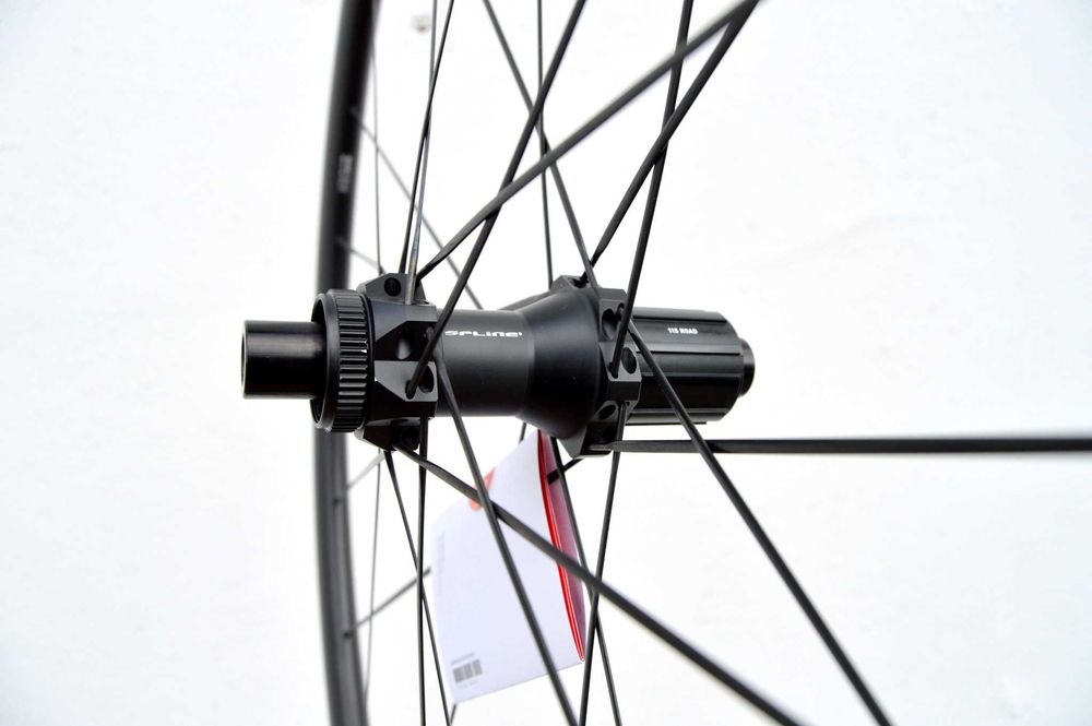 FV23% Nowe koła Road+ Tubeless DT SWISS P1850 DISC SPLINE szosa gravel