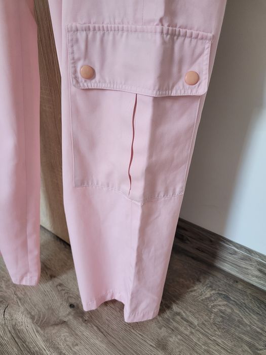 Spodnie z szeroką nogawką S