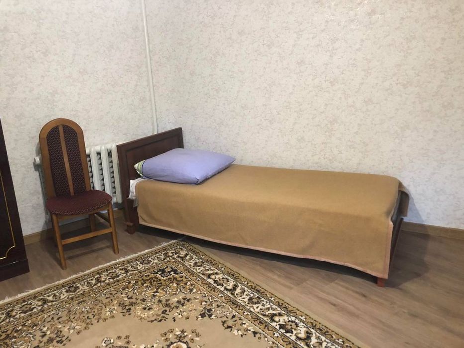 Здається кімната, на Ювілейному!