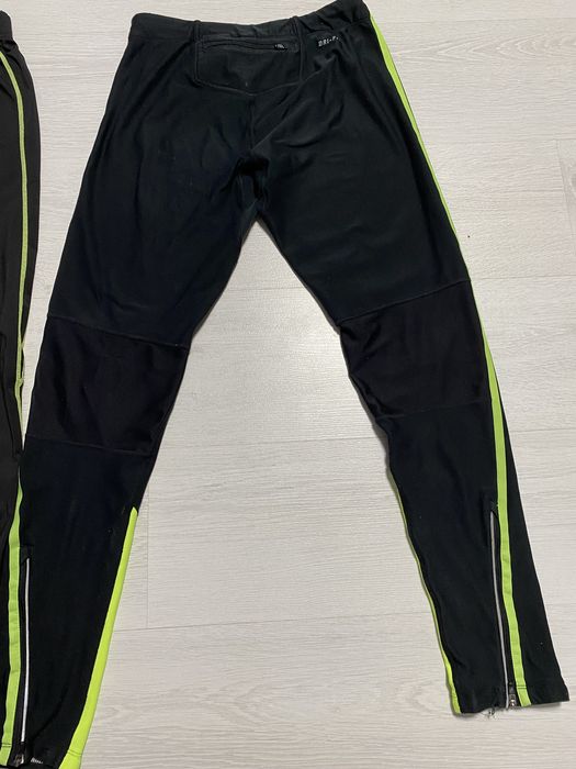 Спортивні лосіни / лосини NIKE