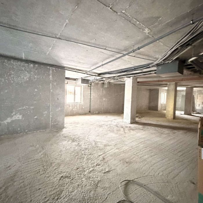 Продаж комерційного приміщення, район Тяжилів