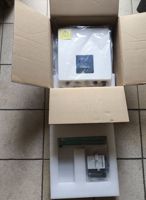 Falownik FoxESS S2500