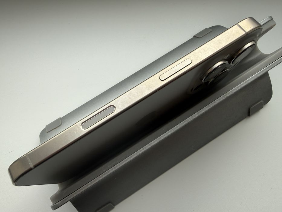 Apple iPhone 16 Pro 128gb Natural Neverlock 94%