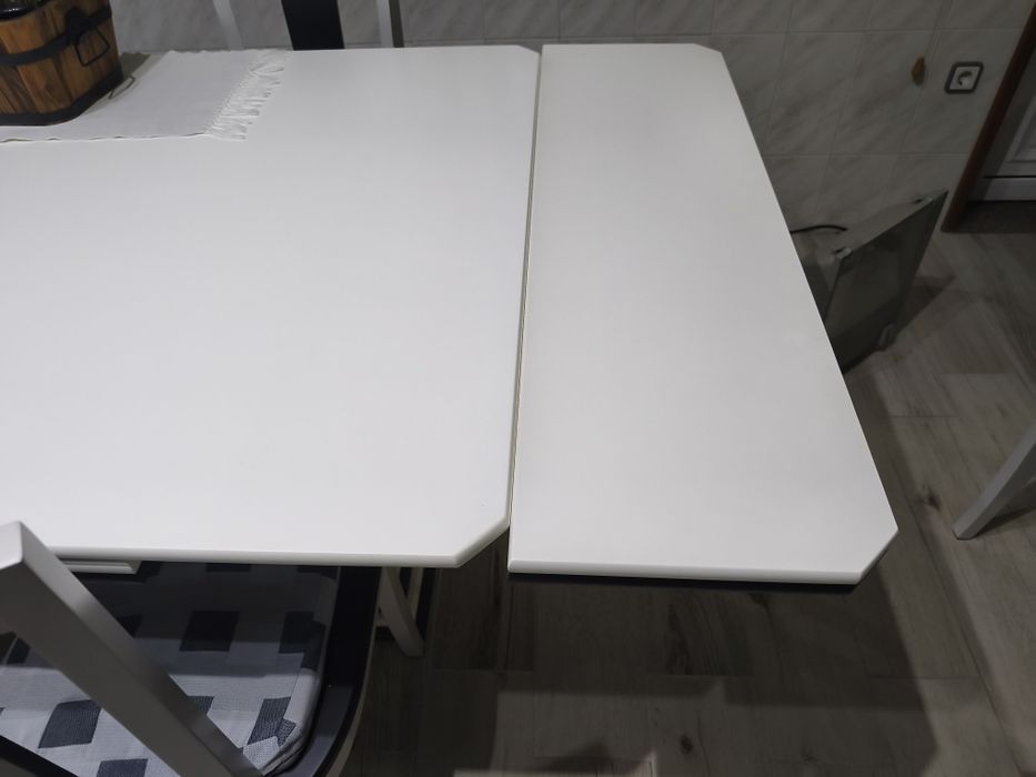 Mesa madeira maciça lacada extensível 2,44x1,10