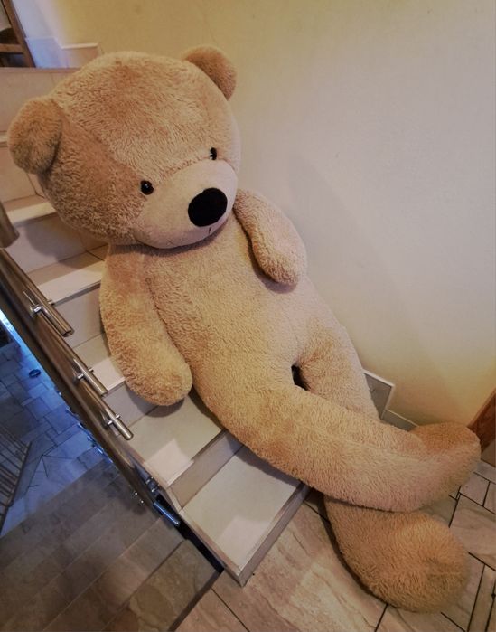 Bardzo duży miś pluszowy