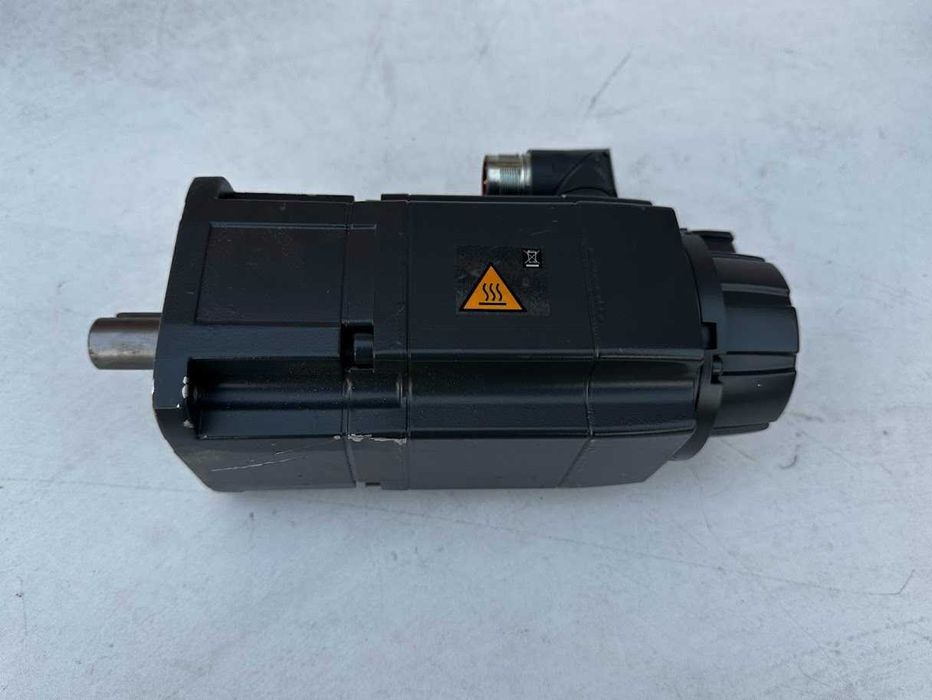 Siemens SIMOTICS S-1FK7 synchronous motor 1fk7042-2af71-1rb0