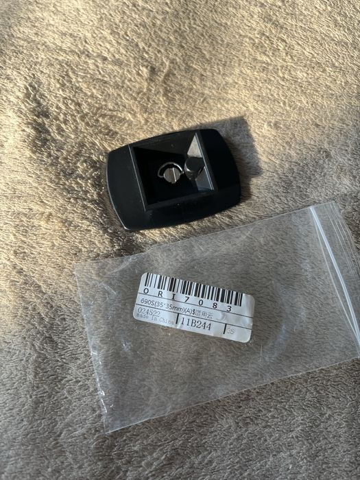 Швидкозʼєм на штатив 35*35 мм