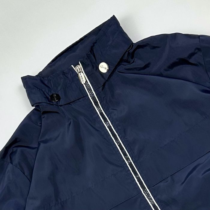 Вітровка від Prada