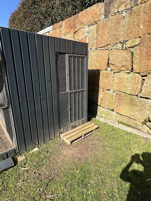 Galinheiro como novo