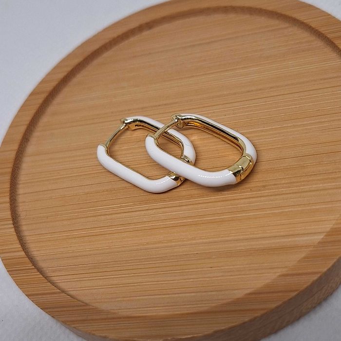 Piękne kolczyki emaliowane dwustronnie białe Stal szlachetna