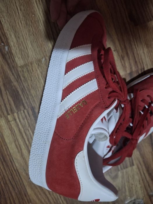 Кроссовки  Adidas Gazelle .Оригинал.
