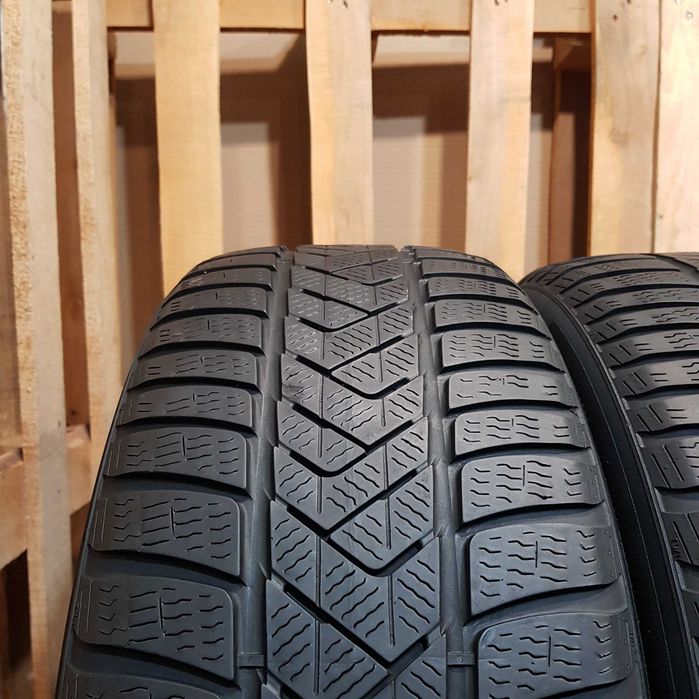 Pirelli Sottozero 3 225/60/17 Шини Зимові (4шт) з Європи б/в Р17