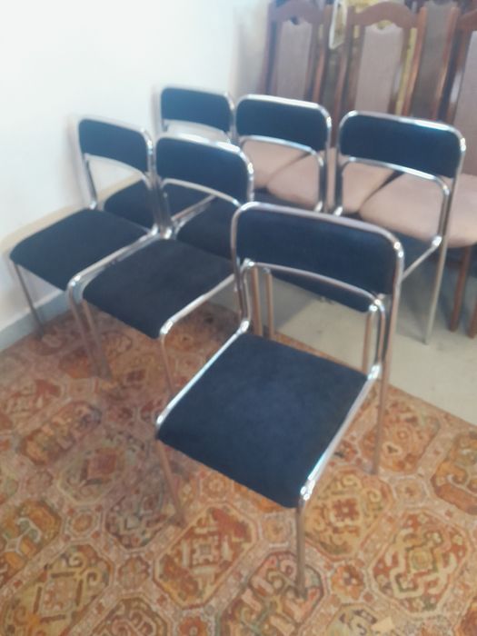 Krzesła 6 szt.lub więcej  65 złszt..