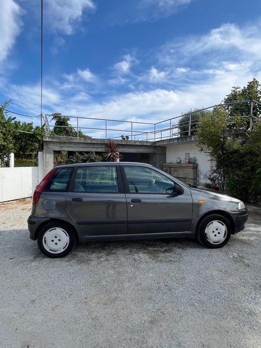Fiat Punto ELX 75510489337654814722