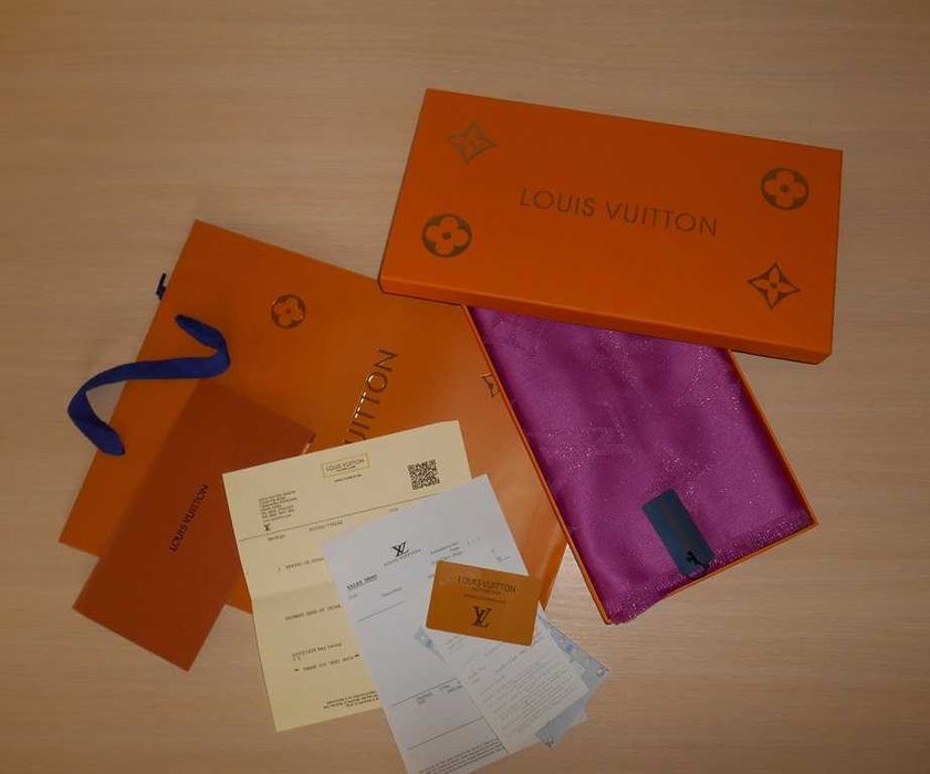 Louis Vuitton Chusta Szalik, Francja