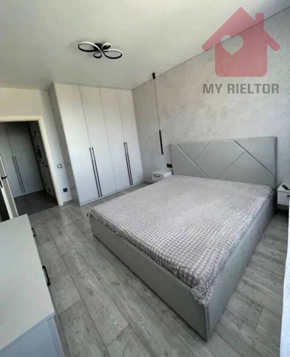 Продаж 1.5 квартири по вул.Радіщева