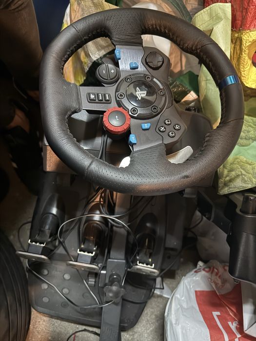 Volante com pedais e manete de mudancas playstation