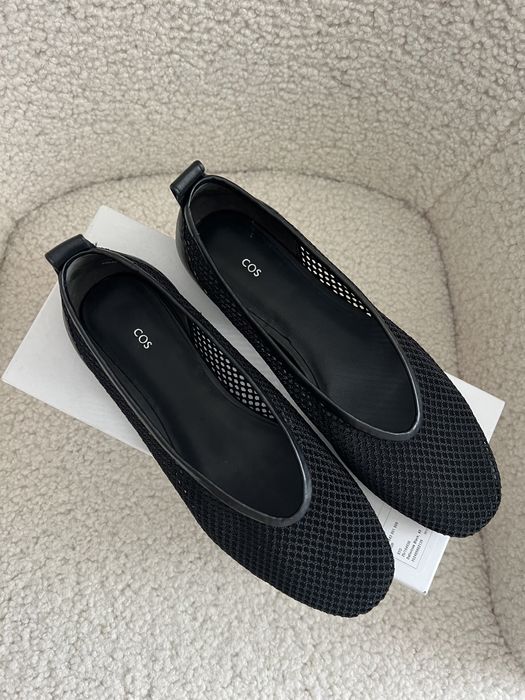 Балетки COS нові 40